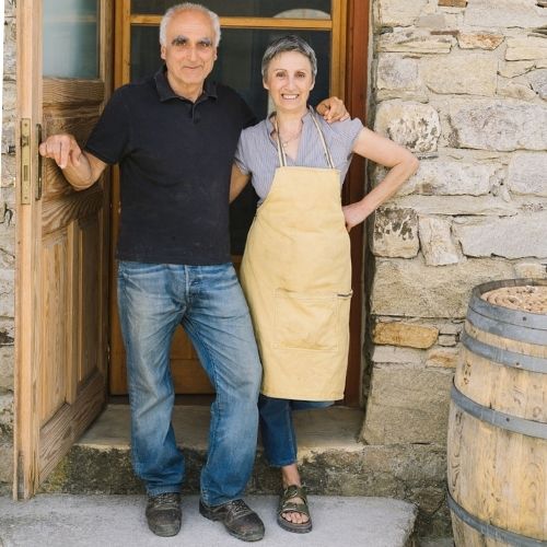 George og Elin grundlæggere af Karimalis Winery på Ikarias, med produktion af naturvine